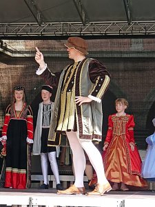 Getanzte Modenschau