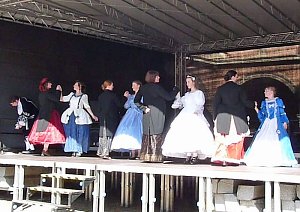 Getanzte Modenschau