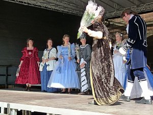 Getanzte Modenschau