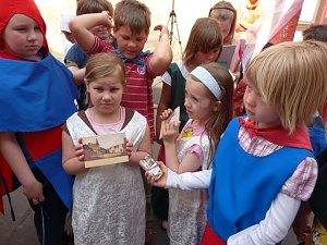 Kindermitteolalterf&uuml;hrung