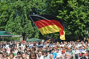 Public Viewing auf den Petersberg