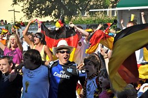 Public Viewing auf den Petersberg