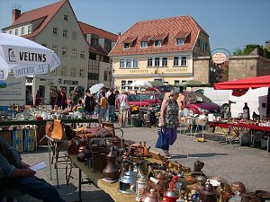 Juli Tr&ouml;delmarkt