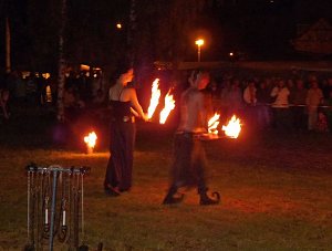 Feuerschau zum Bauernmarkt