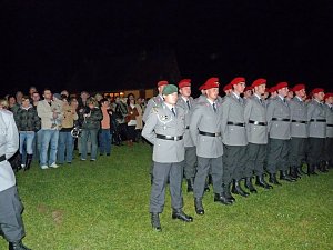 Gel&ouml;bnis im feierlichen Rahmen