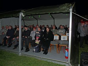 Gel&ouml;bnis im feierlichen Rahmen