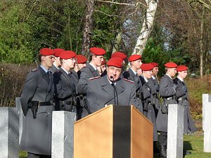 Feierliche Kranzniederlegung