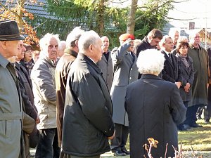 Feierliche Kranzniederlegung