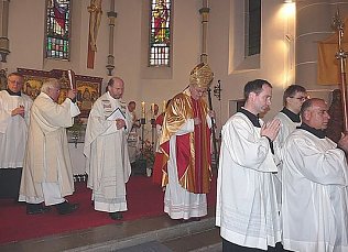 Bild: 100. Weihetag ihrer Pfarrkirche