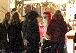 Bild: Gut besuchter Weihnachtsmarkt