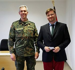Bild: Zivilen Nutzung der Bundeswehrschwimmhalle