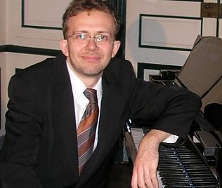 Bild: Am Klavier