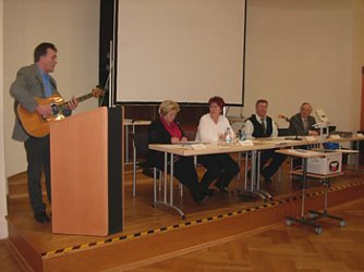 Pr&auml;sidium Kreissynode (Foto: Karl-Heinz Herrmann)