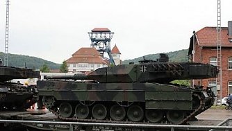 Panzerbataillon 393 verlegt Panzer (Foto: Karl-Heinz Herrmann)