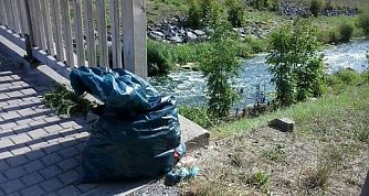 Im Herbst kommen M&uuml;llbeh&auml;lter (Foto: Karl-Heinz Herrmann)