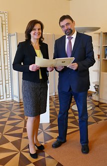 Zuschuss zur Reparatur einer Drehleiter (Foto: Landratsamt Kyffh&auml;userkreis)