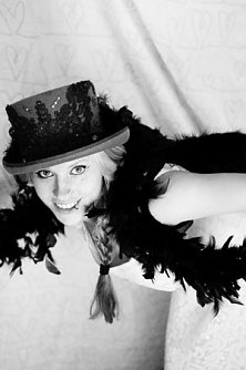 CYNTHIA NICKSCHAS & Friends (Foto: Kunsthof)