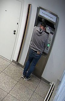 Wer kennt diesen Mann? (Foto: Landespolizeiinspektion Nordhausen)