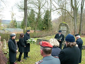 Stadtratsvorsitzender Wolfgang Wytrieckus  bei der Gedenkrede (Foto: Karl-Heinz Herrmann)