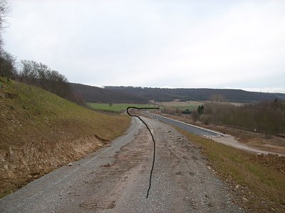 Wirtschaftsstra&szlig;e als Radweg 2 (Foto: Karl-Heinz Herrmann)