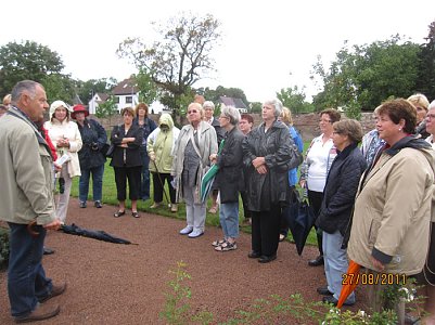 G&auml;ste zum Geburtstag (Foto: Andreas Schm&ouml;lling)