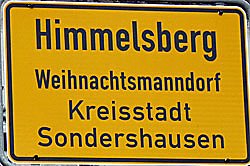 Weihnachtsmanndorf (Foto: Karl-Heinz Herrmann)