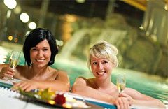 "Der  weihnachtliche Wellness-Abend" ... (Foto: Kyffh&auml;user-Therme)