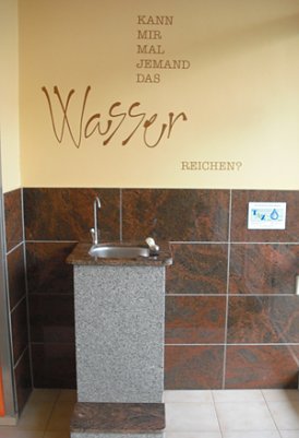 Jubil&auml;um - Zwei Jahre Trinkbrunnen in der Grundschule Westerengel (Foto: Landratsamt Kyffh&auml;userkreis)