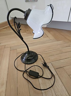 Tischlampe  (Foto: )