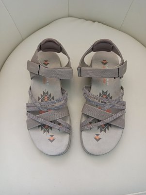 Sandalen (Foto: )