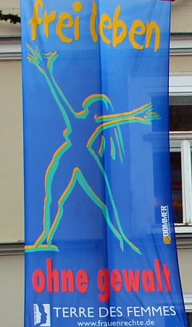 Bild: Gewalt gegen Frauen nicht hinnehmbar