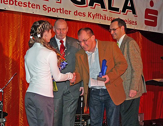 Leistungen gewürdigt (Foto: Karl-Heinz Herrmann) Leistungen gewürdigt (Foto: Karl-Heinz Herrmann)
