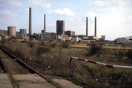 Früheres Kaliwerk Roßleben (Foto: Archiv Hans-Jürgen Schmidt) Früheres Kaliwerk Roßleben (Foto: Archiv Hans-Jürgen Schmidt)