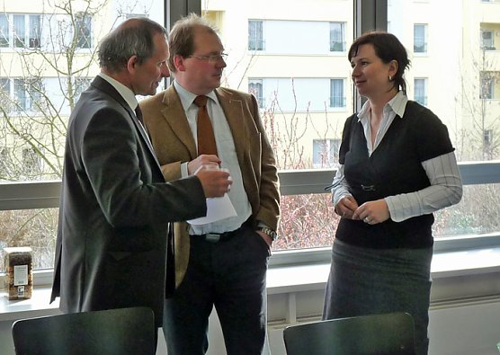 Gr&uuml;ne bei Stadtwerken (Foto: Karl-Heinz Herrmann)