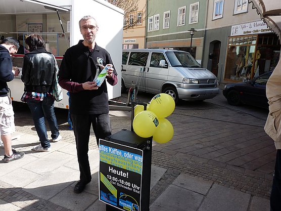 Kaffeeverkostung (Foto: Karl-Heinz Herrmann) Kaffeeverkostung (Foto: Karl-Heinz Herrmann)