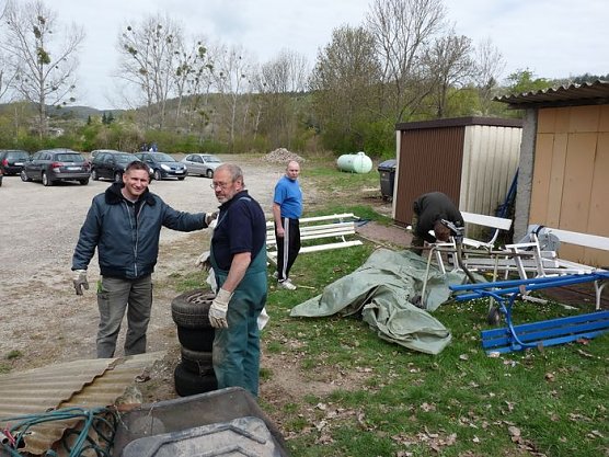 Frühjahrsputz Bad Frankenhausen (Foto: Karl-Heinz Herrmann) Frühjahrsputz Bad Frankenhausen (Foto: Karl-Heinz Herrmann)
