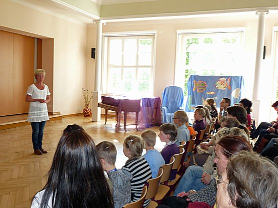 M&uuml;ttern gedankt (Foto: Karl-Heinz Herrmann)