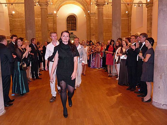 Frische junge Mode (Foto: Karl-Heinz Herrmann) Frische junge Mode (Foto: Karl-Heinz Herrmann)