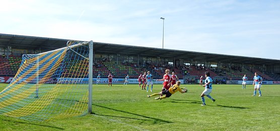 Gähnende Leere (Foto: Karl-Heinz Herrmann) Gähnende Leere (Foto: Karl-Heinz Herrmann)