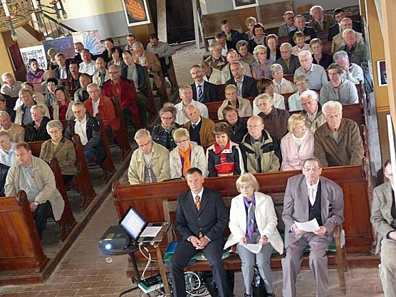Gro&szlig;es Interesse (Foto: Karl-Heinz Herrmann)