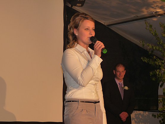 Fliederk&ouml;nigin 20011 gek&uuml;rt (Foto: Karl-Heinz Herrmann)