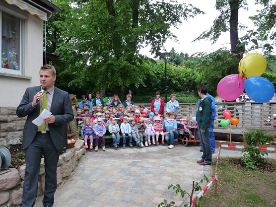 Genau zum Kindertag (Foto: Karl-Heinz Herrmann)