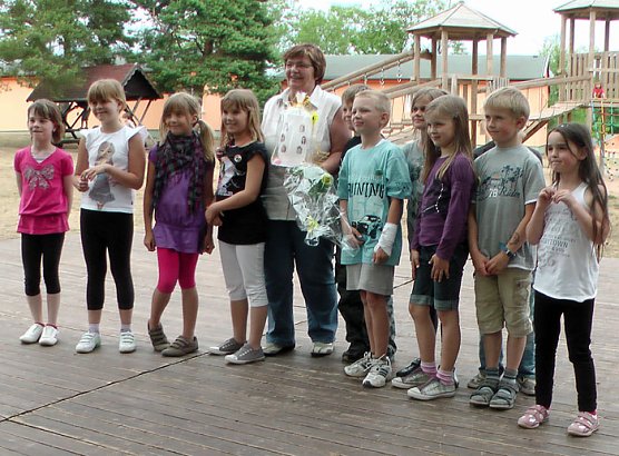 Lehrerin verabschiedet (Foto: Karl-Heinz Herrmann)