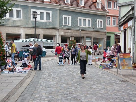 Wenig Tr&ouml;del (Foto: Karl-Heinz Herrmann)
