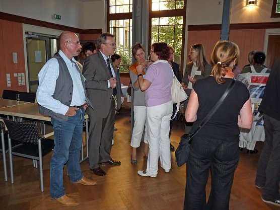 Markt 2010 (Foto: Karl-Heinz Herrmann) Markt 2010 (Foto: Karl-Heinz Herrmann)