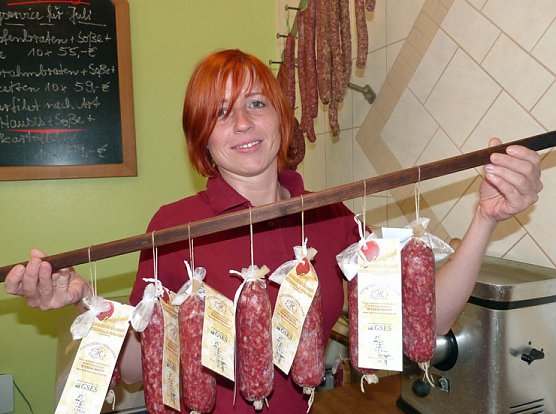 Original Sondersh&auml;user Steinsalzsalami (Foto: Maxxomedia.PR)