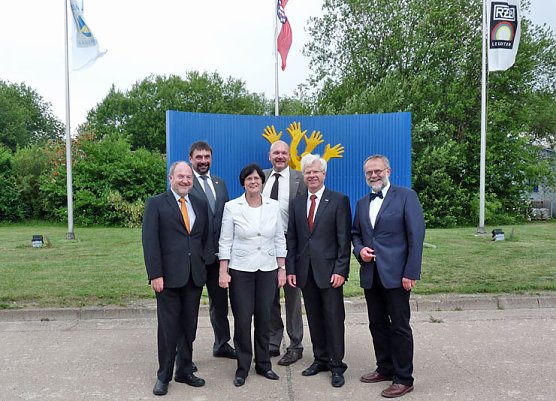 Zu Besuch bei Sonlux (Foto: Karl-Heinz Herrmann) Zu Besuch bei Sonlux (Foto: Karl-Heinz Herrmann)