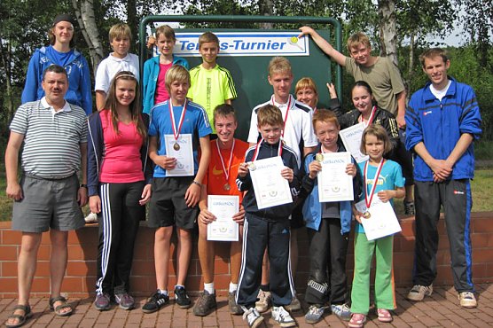 Tennis – ein Sport der begeistert! (Foto: Götz Schöbel) Tennis – ein Sport der begeistert! (Foto: Götz Schöbel)