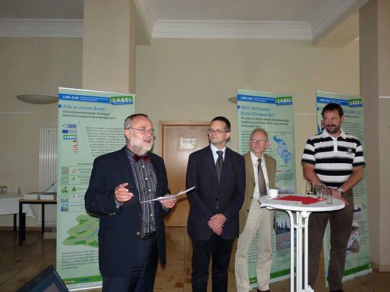 Ausstellung Flut (Foto: Karl-Heinz Herrmann)