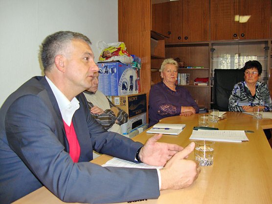 Lemme bei Schutzbund (Foto: Wahlkreisb&uuml;ro Lemme)